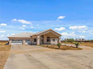 7326 Del Rosa Rd, Phelan, CA 92371