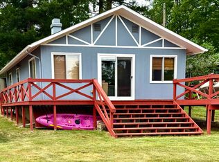 3588 Pinelands Rd, Gladwin, MI 48624