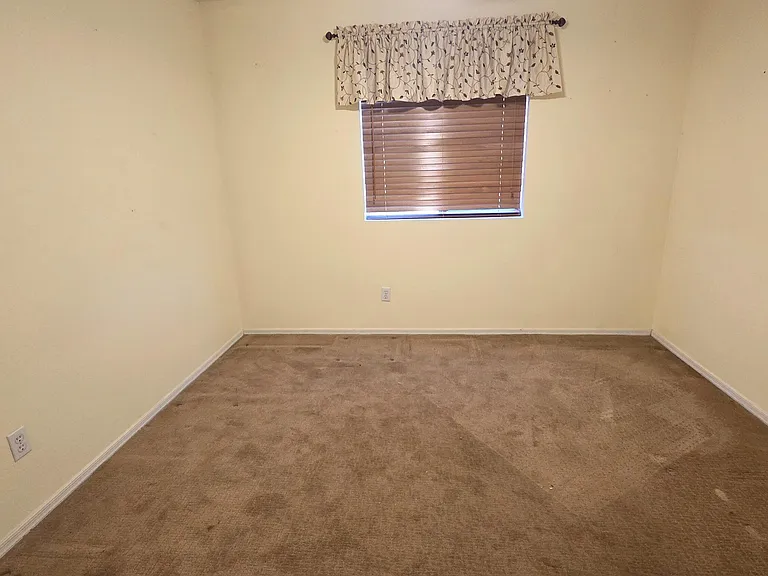 3020 E Friess Dr — Photo 30