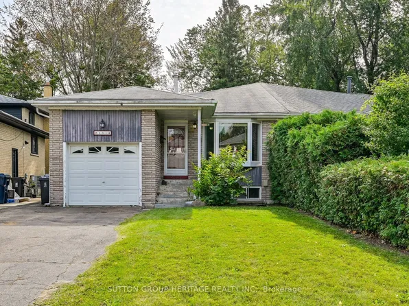 131 Darlingside Dr, Toronto, ON M1E 3P4