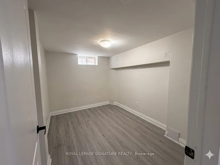 806 Envoy Dr #BASEMENT — Photo 10