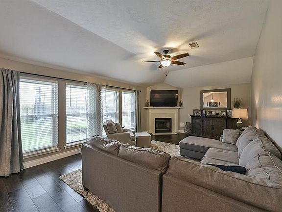 5th image of 6819 Mistra Dr