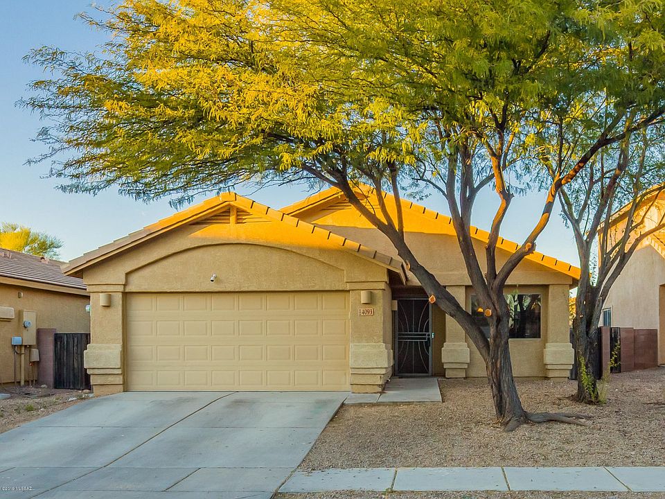 4093lushfield_mls21