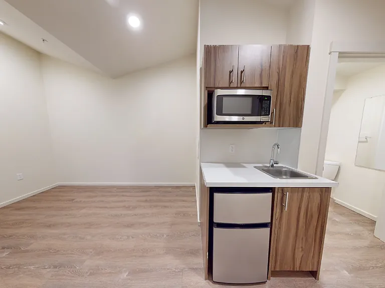Plaza Apartments — Photo 138