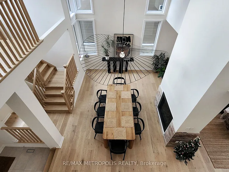 104 Stoneleigh Dr — Photo 5