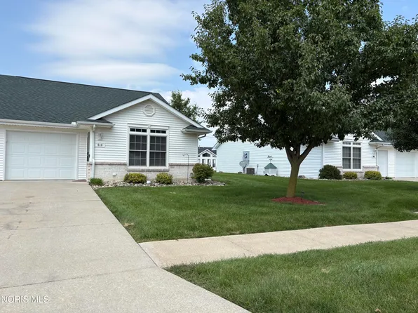 610 Briarheath Dr, Defiance, OH 43512