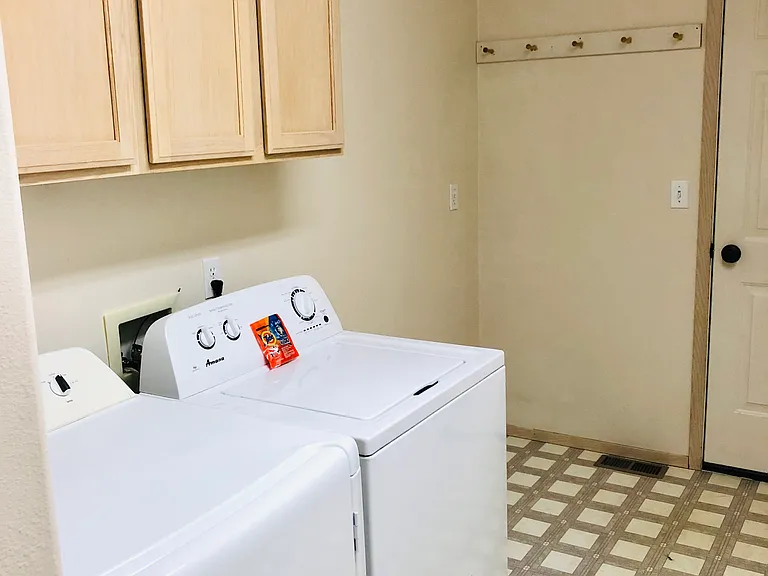965 Stefany Ln — Photo 16