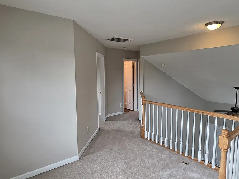 6817 Derby Run Dr — Photo 8