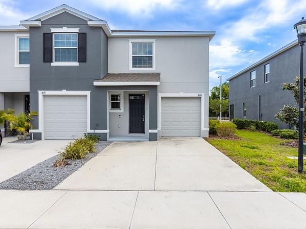 8749 Falling Blue Pl