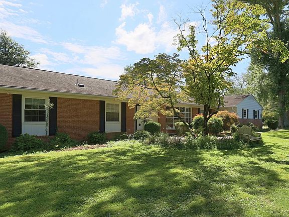 2nd image of 5009 Prestwick Dr
