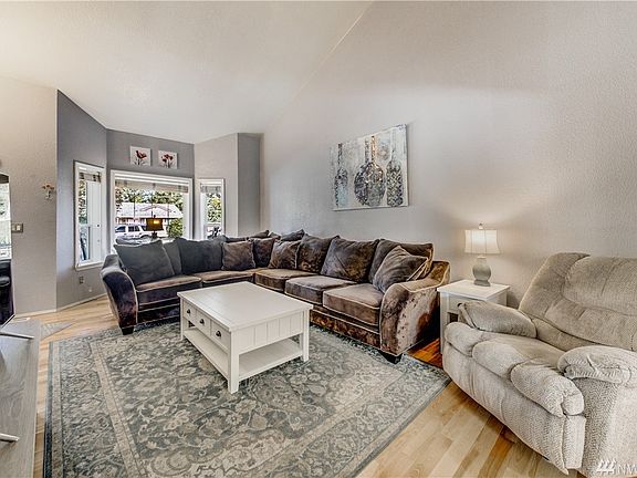 5th image of 26107 48th Avenue Ct E