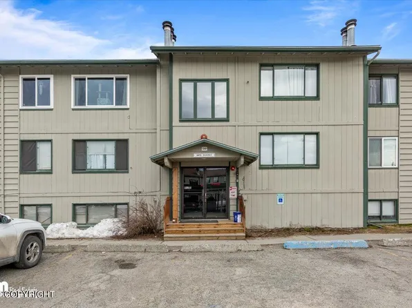 241 McCarrey St Unit 3, Anchorage, AK 99508