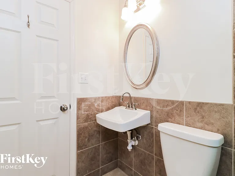 2 Stonecroft Ct — Photo 14
