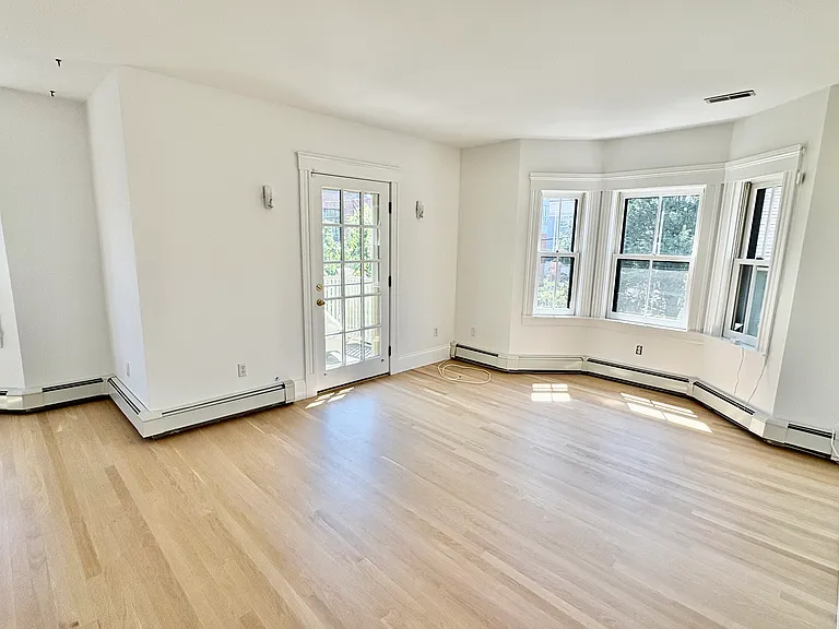 85 Sherman St #7 — Photo 4