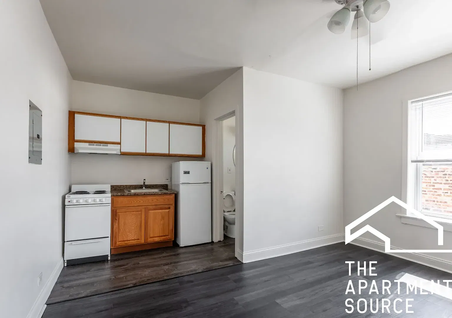 Studio, $1,105 — Photo 2