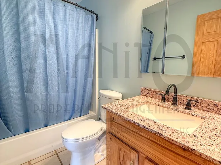 3642 W Wellesley Ave — Photo 10