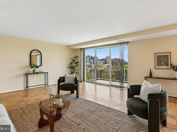 5th image of 4977 Battery Ln #1902