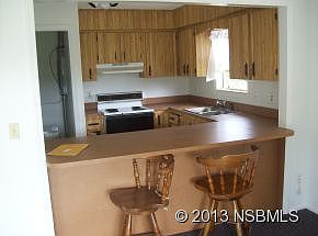 5th image of 177 S Gaines St