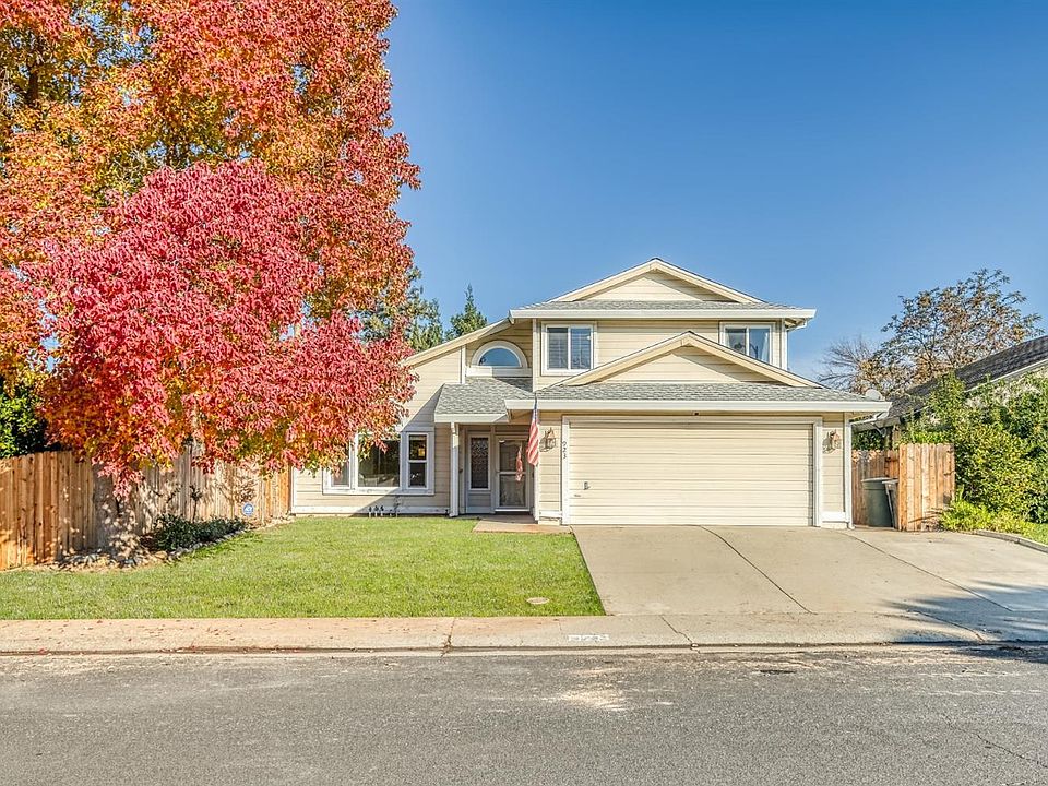 1st image of 923 Portside Cir