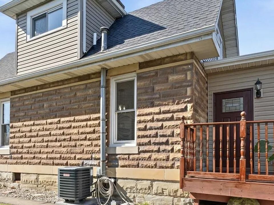 2nd image of 2929 Newman St