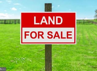 2211 Lakeside Dr, Williamstown, NJ 08094