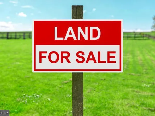 2211 Lakeside Dr, Williamstown, NJ 08094