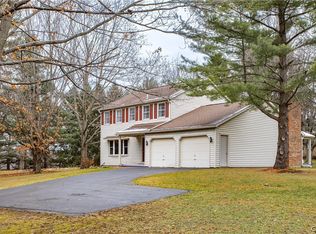 5802 Ike Dixon Rd, Camillus, NY 13031