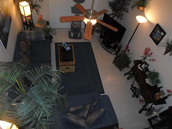5th image of 1728 W Olive Ave