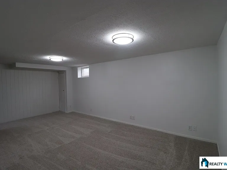 2131 S 57th St — Photo 13