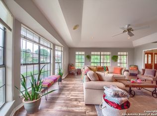 6003 Brook Fls, Windcrest, TX 78239