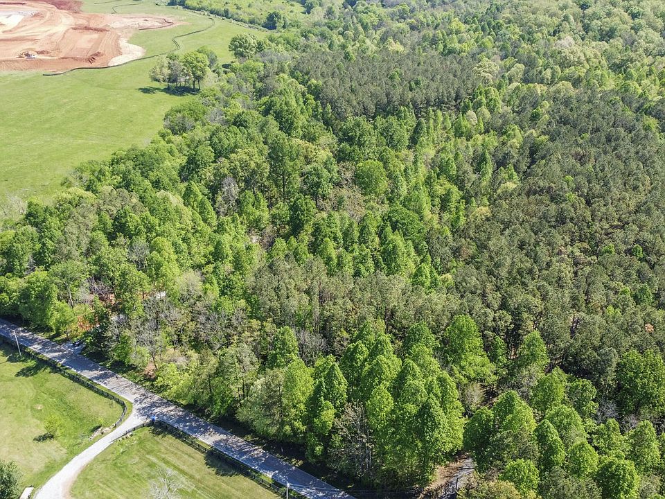 2nd image of 1 Dry Valley Rd