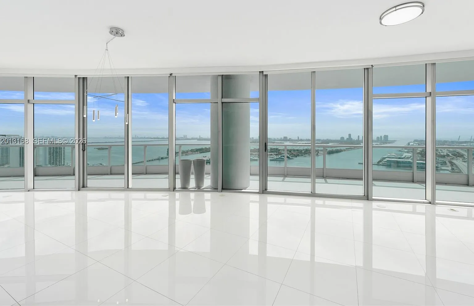 900 Biscayne Bay Condo — Photo 4