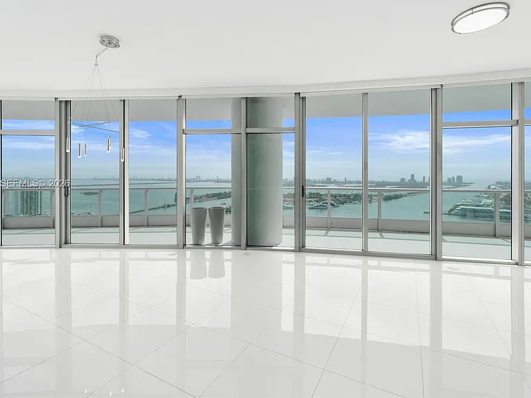 900 Biscayne Blvd #4006 — Photo 4