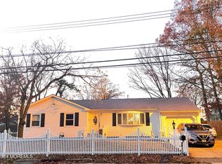 328 Mizzen Ave, Beachwood, NJ 08722