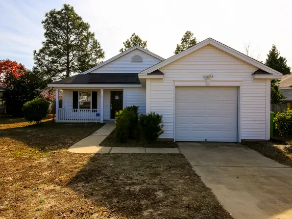 8 Crimson Ct, Columbia, SC 29229