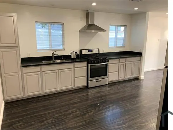 7445 Jordan Ave, Canoga Park, CA 91303