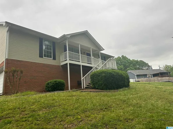 6606 Memory Ln, Trussville, AL 35173