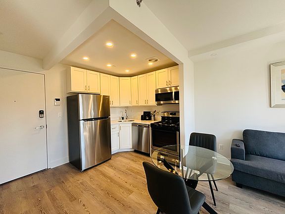 5th image of 45 W 81st St #7D