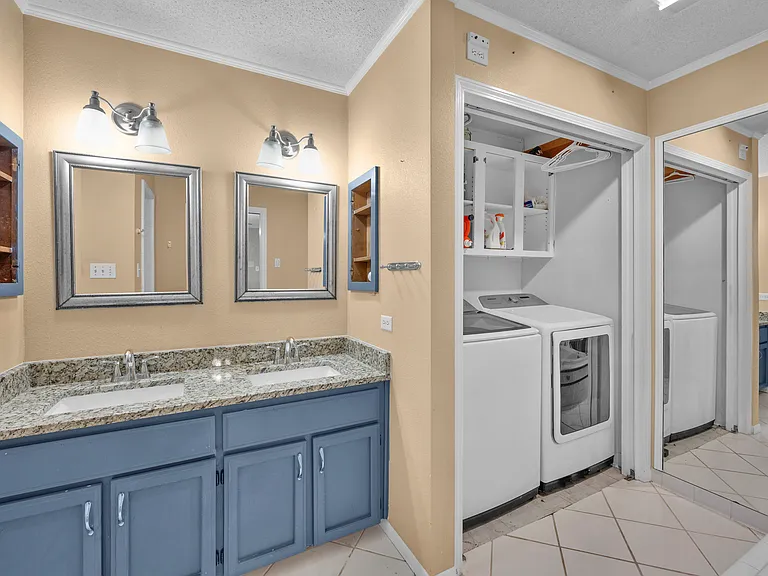 2947 Burnt Oak St — Photo 15
