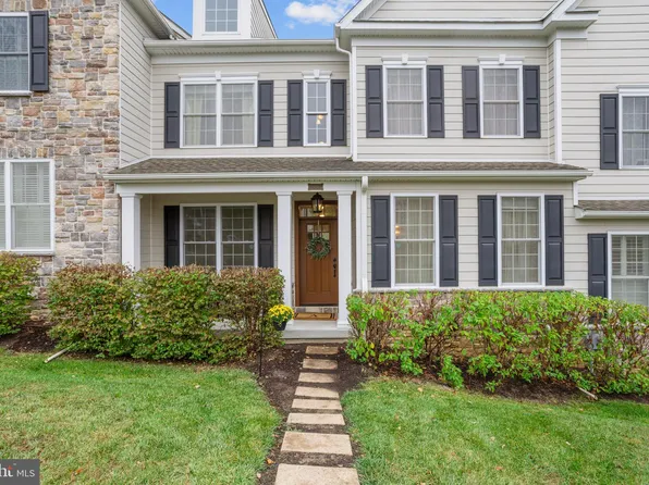 428 Ravenscliff Dr, Media, PA 19063