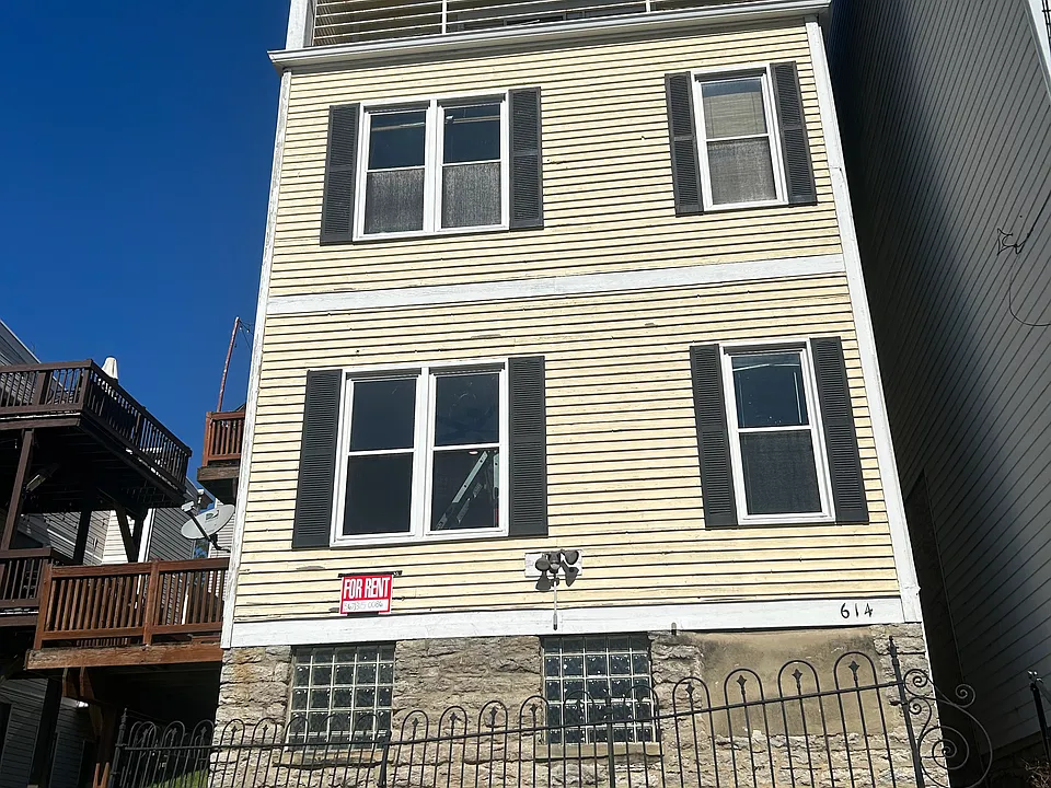 614 Klotter Ave #1