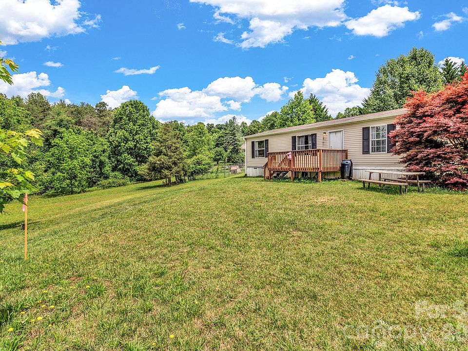 1st image of 12 Green Cove Ln