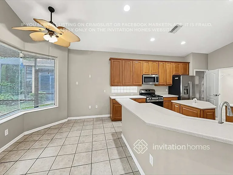 12575 Cara Cara Loop — Photo 7
