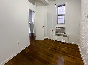 Rented by Kahen Properties