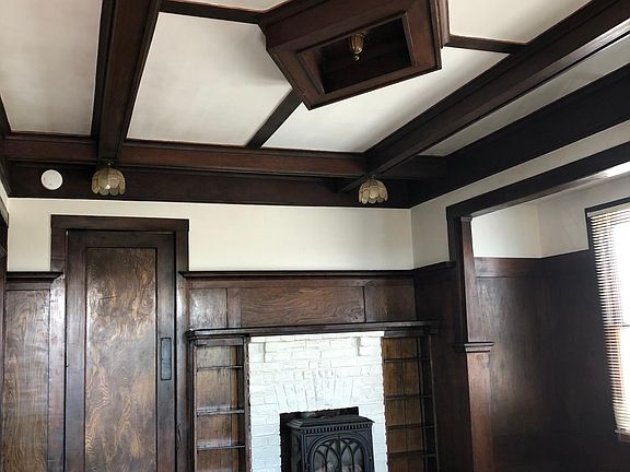 2nd image of 656 Brussels St #1