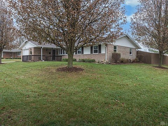 4th image of 7600 Berchman Dr