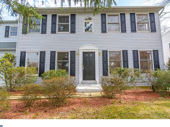 2nd image of 200 Beau Tree Dr