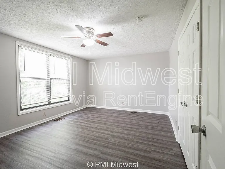 3736 N Meridian St — Photo 14