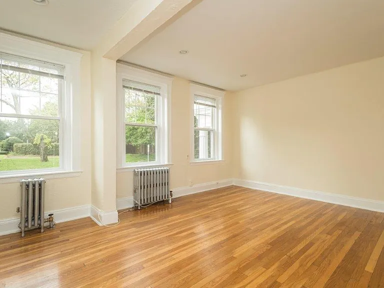 288 Chestnut Hill Ave #2 — Photo 2