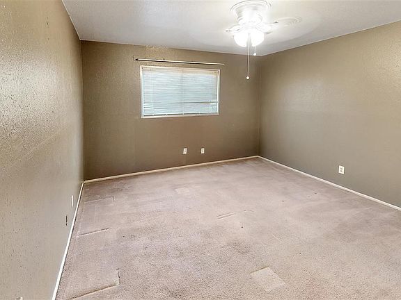 5th image of 1806 N Breckon Dr